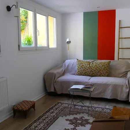 Charmante Aux Portes De Paris *