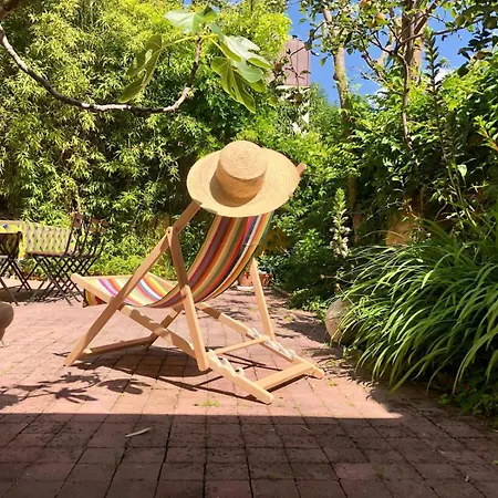 Charmante Aux Portes De Paris